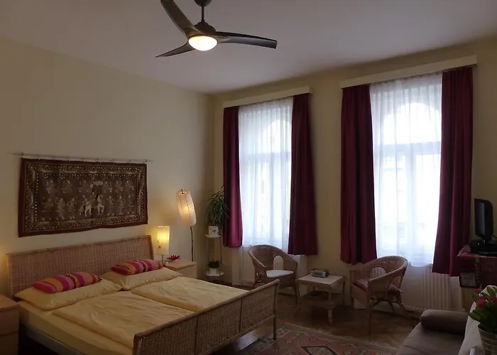 לינה וארוחת בוקר Stadtnest